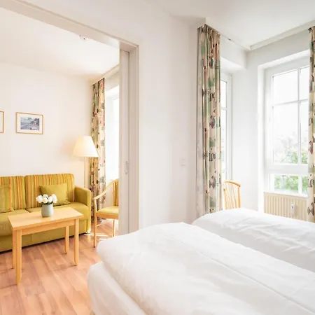 Apartamento Lichtdurchflutete Mit Balkon In Suedostlage In Sellin (Rugen)
