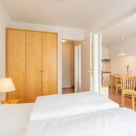 Lichtdurchflutete Mit Balkon In Suedostlage In 公寓 *
