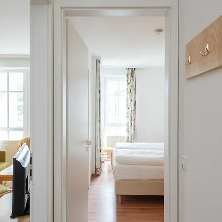 Apartamento Lichtdurchflutete Mit Balkon In Suedostlage In *